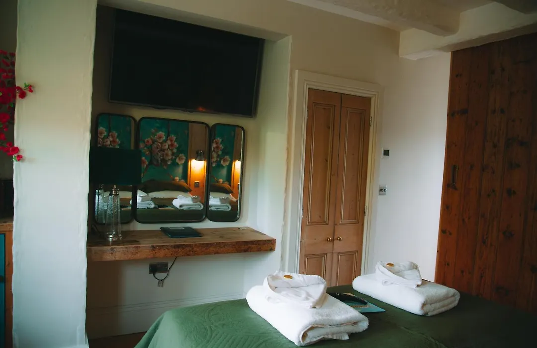 Bradleigh Lodge-1